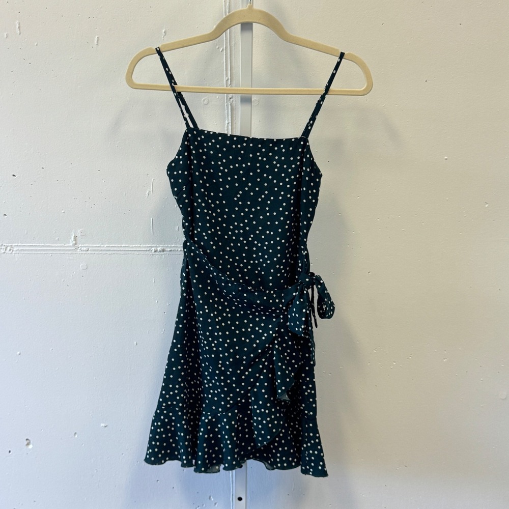 Princess‎ Polly Teal Green Polka Dot Mini Dress Faux Wrap Ruffle Hem Size 2 US